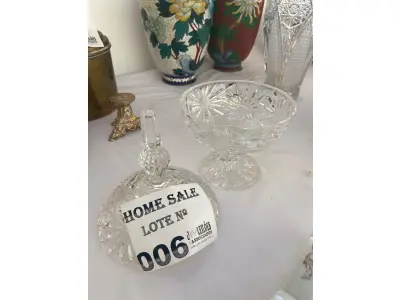 LOTE 006 - 01 BOMBONIERE EM CRISTAL COM TAMPA. (NO ESTADO DE CONSERVAÇÃO QUE SE ENCONTRA)