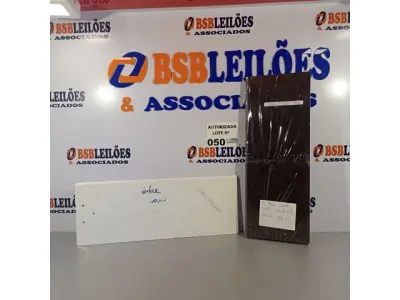 LOTE 050 - 03 PÁS DO VENTILADOR DE TETO VENTISOL. (NO ESTADO, NÃO SABEMOS SE FUNCIONA. LEILÃO NÃO TEM GARANTIA E NEM DEVOLUÇÃO).