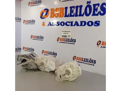 LOTE 109 - 03 MOTORES DE VENTILADORES DIVERSOS. (NO ESTADO, NÃO SABEMOS SE FUNCIONA. LEILÃO NÃO TEM GARANTIA E NEM DEVOLUÇÃO).