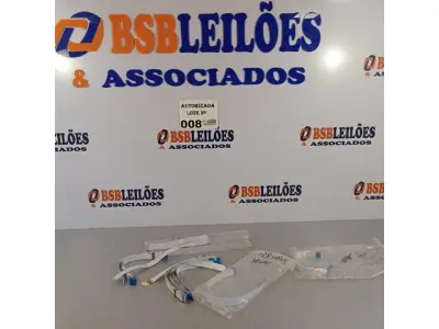 LOTE 008 - 01 LOTE COM GRANDE QUANTIDADE DE CABOS DE UNIDADE ÓTICA. (NO ESTADO, NÃO SABEMOS SE FUNCIONA. LEILÃO NÃO TEM GARANTIA E NEM DEVOLUÇÃO).