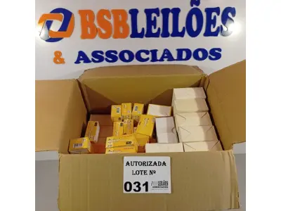 LOTE 031 - 01 LOTE COM GRANDE QUANTIDADE DE UNIDADES ÓTICAS. (NO ESTADO, NÃO SABEMOS SE FUNCIONA. LEILÃO NÃO TEM GARANTIA E NEM DEVOLUÇÃO).