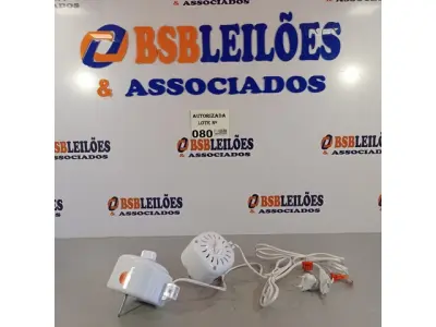 LOTE 080 - 02 MOTORES DO VENTILADOR VENTISOL 20CM. (NO ESTADO, NÃO SABEMOS SE FUNCIONA. LEILÃO NÃO TEM GARANTIA E NEM DEVOLUÇÃO).
