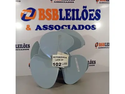 LOTE 102 - 05 HÉLICES DO VENTILADOR MALLORY 40CM. (NO ESTADO, NÃO SABEMOS SE FUNCIONA. LEILÃO NÃO TEM GARANTIA E NEM DEVOLUÇÃO).