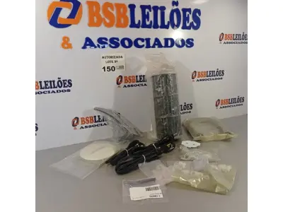 LOTE 150 - 01 LOTE COM TUBO DE CIRCULADORES DE TORRE,3 FIOS CABO AC MANGUEIRAS. (NO ESTADO, NÃO SABEMOS SE FUNCIONA. LEILÃO NÃO TEM GARANTIA E NEM DEVOLUÇÃO).