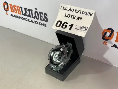 LOTE 061 - 01 RELÓGIO MILITAR CAMUFLADO CINZA (NO ESTADO, NÃO SABEMOS SE FUNCIONA. LEILÃO NÃO TEM GARANTIA E NEM DEVOLUÇÃO)