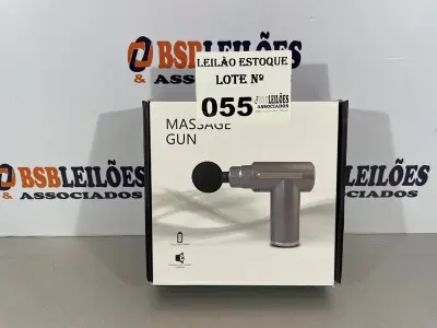 LOTE 055 - 01 PISTOLA DE MASSAGEM NA COR VERMELHA CROMADA (NO ESTADO, NÃO SABEMOS SE FUNCIONA. LEILÃO NÃO TEM GARANTIA E NEM DEVOLUÇÃO)