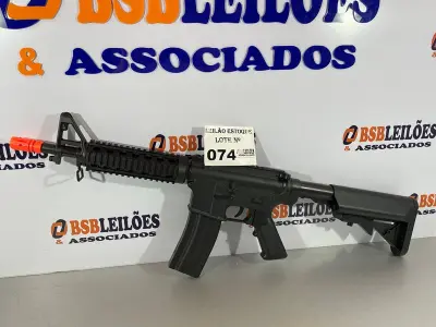 LOTE 074 - 01 METRALHADORA AIRSOFT (NO ESTADO, NÃO SABEMOS SE FUNCIONA. LEILÃO NÃO TEM GARANTIA E NEM DEVOLUÇÃO)