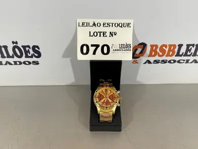 LOTE 070 - 01 RELÓGIO DOURADO (NO ESTADO, NÃO SABEMOS SE FUNCIONA. LEILÃO NÃO TEM GARANTIA E NEM DEVOLUÇÃO)