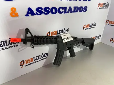 LOTE 074 - 01 METRALHADORA AIRSOFT (NO ESTADO, NÃO SABEMOS SE FUNCIONA. LEILÃO NÃO TEM GARANTIA E NEM DEVOLUÇÃO)
