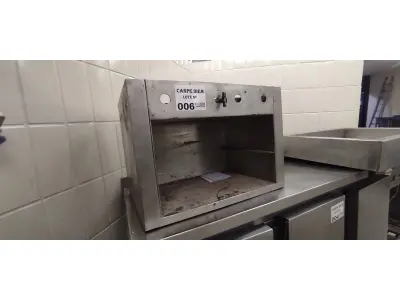 LOTE 006 - 01 SALAMANDRA EM INOX, PEQUENA.(NO ESTADO DE CONSERVAÇÃO QUE SE ENCONTRA. LEILÃO NÃO TEM GARANTIA E NEM DEVOLUÇÃO).