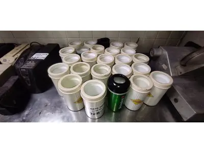 LOTE 028 - 01 LOTE COM GRANDE QUANTIDADE DE “CASE” PARA GARRAFAS DE CERVEJA. (NO ESTADO DE CONSERVAÇÃO QUE SE ENCONTRAM. LEILÃO NÃO TEM GARANTIA E NEM DEVOLUÇÃO).