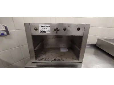 LOTE 006 - 01 SALAMANDRA EM INOX, PEQUENA.(NO ESTADO DE CONSERVAÇÃO QUE SE ENCONTRA. LEILÃO NÃO TEM GARANTIA E NEM DEVOLUÇÃO).