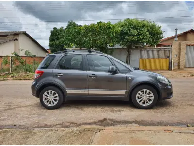 LOTE 003 - 01 IMP/SUZUKI SX4 2.0 16V 145 CV, 4WD, 5 PORTAS AUTOMÁTICO, ANO 2014/2014 CHASSI:***00546, GASOLINA (NO ESTADO)