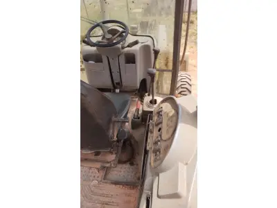 LOTE 002 - 01 RETROESCAVADEIRA MODELO VOLVO BL60, ANO 2009, SEM HORIMETRO (NO ESTADO)