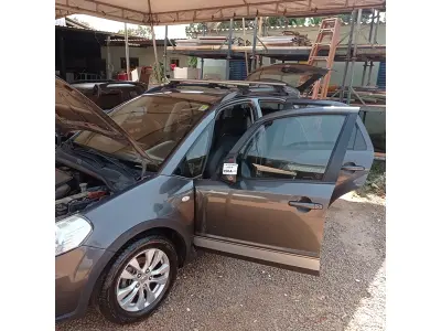 LOTE 003 - 01 IMP/SUZUKI SX4 2.0 16V 145 CV, 4WD, 5 PORTAS AUTOMÁTICO, ANO 2014/2014 CHASSI:***00546, GASOLINA (NO ESTADO)