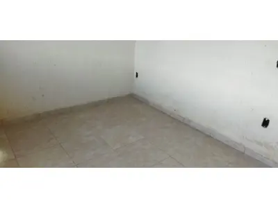 LOTE 003 - 01 CASA SEMI ACABADA NO CONDOMÍNIO ALVORADA RUA 21 QUADRA 54 PARQUE ESTRELA DÁLVA IX, MATRÍCULA DO IMÓVEL Nº 26.827 ARÉA DO CONDOMÍNIO 1.440M². (NO ESTADO)
