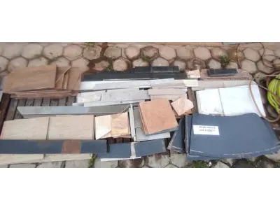 LOTE 050 - 01 LOTE COM RETALHOS DE MÁRMORE E GRANITO (NO ESTADO, NÃO SABEMOS SE FUNCIONA. LEILÃO NÃO TEM GARANTIA E NEM DEVOLUÇÃO).