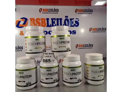 LOTE 085 - 06 POTES DE FUSION PROTEIN VEGAN 3 NO SABOR CACAU, 02 SABOR NATURAL E 01 SABOR BAUNILHA 900G. (NO ESTADO, LEILÃO NÃO TEM GARANTIA E NEM DEVOLUÇÃO, SUJEITO A POSSÍVEIS AVARIAS VISÍVEIS/OCULTAS E/OU AUSÊNCIA DE COMPONENTES).