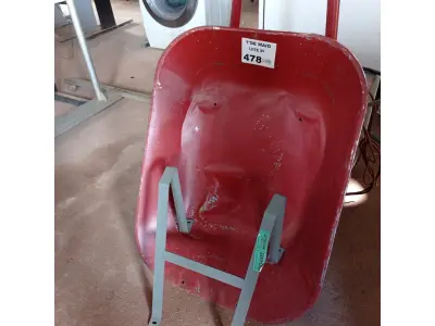 LOTE 478 - 03 PEÇAS PARA CARRINHO DE MÃO. (NO ESTADO, LEILÃO NÃO TEM GARANTIA E NEM DEVOLUÇÃO, SUJEITO A POSSÍVEIS AVARIAS VISÍVEIS/OCULTAS E/OU AUSÊNCIA DE COMPONENTES).
