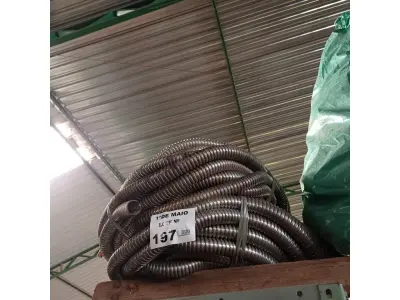 LOTE 197 - 02 ROLOS DE MANGUEIRA COPEX EM METAL. (NO ESTADO, LEILÃO NÃO TEM GARANTIA E NEM DEVOLUÇÃO, SUJEITO A POSSÍVEIS AVARIAS VISÍVEIS/OCULTAS E/OU AUSÊNCIA DE COMPONENTES).