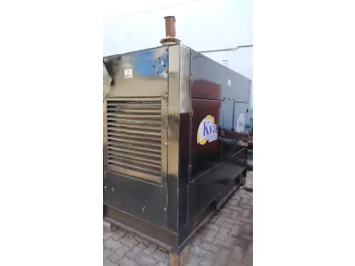 LOTE 001 - 01 GRUPO MOTOR GERADOR 81 KVA, MOTOR MWM 6 CILINDROS D229-6, BOMBA INJETORA BOSH, 01 BATERIA DE 100 A, GERADOR CRAMACO, POTÊNCIA 81 KVA, CORRENTE 115 A, QUADRO DE PARTIDA MANUAL, QUADRO DE TRANSFERÊNCIA AUTOMÁTICA, DISJUNTOR DE PROTEÇÃO 250 A, TÁNQUE NA BASE DE 120 LITROS, ANO JULHO DE 2006, CARENADO .(NO ESTADO)