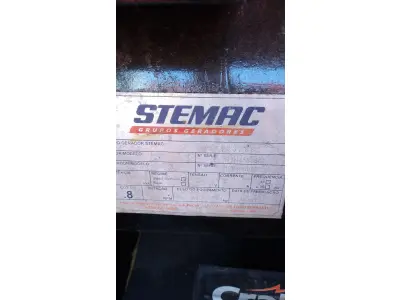 LOTE 005 - 01 GRUPO MOTOR GERADOR 55 KVA, MOTOR MWM 4 CILINDROS D229, BOMBA INJETORA EM LINHA BOSCH, 02 BATERIA DE 80 A, GERADOR WEG, POTÊNCIA 55 KVA, CORRENTE 60 A, QUADRO DE PARTIDA MANUAL, ANO 2009, CARENADO SILENCIADO, FUNCIONANDO 100 %, BOMBA E BICOS REVISADOS. (NO ESTADO)