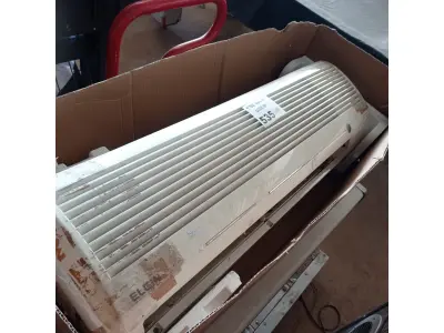 LOTE 535 - 01 EVAPORADORA MARCA ELGIN 18.000BTU 220V.  (NO ESTADO, LEILÃO NÃO TEM GARANTIA E NEM DEVOLUÇÃO, SUJEITO A POSSÍVEIS AVARIAS VISÍVEIS/OCULTAS E/OU AUSÊNCIA DE COMPONENTES).