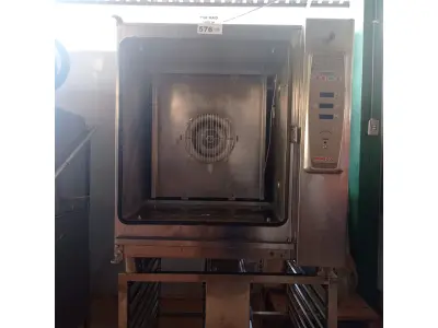 LOTE 576 - 01 FORNO COMBINADO ELÉTRICO EM INOX MARCA ENGEFOOD. (NO ESTADO, LEILÃO NÃO TEM GARANTIA E NEM DEVOLUÇÃO, SUJEITO A POSSÍVEIS AVARIAS VISÍVEIS/OCULTAS E/OU AUSÊNCIA DE COMPONENTES).