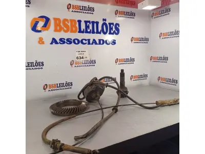 LOTE 634 - 01 PEÃO E COROA DE CAMIONETE D20/F1.000 RELAÇÃO 43X11 E ACESSÓRIOS DE CÂMBIO AUTOMÁTICO PARA CAMIONETES FORD V6. (NO ESTADO, LEILÃO NÃO TEM GARANTIA E NEM DEVOLUÇÃO, SUJEITO A POSSÍVEIS AVARIAS VISÍVEIS/OCULTAS E/OU AUSÊNCIA DE COMPONENTES).