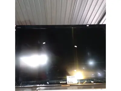 LOTE 538 - 01 TV MARCA SONY 46” POL PARA RETIRADA DE PEÇAS. (NO ESTADO, LEILÃO NÃO TEM GARANTIA E NEM DEVOLUÇÃO, SUJEITO A POSSÍVEIS AVARIAS VISÍVEIS/OCULTAS E/OU AUSÊNCIA DE COMPONENTES).