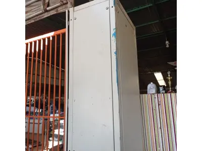 LOTE 616 - 01 QUADRO ELÉTRICO. (NO ESTADO, LEILÃO NÃO TEM GARANTIA E NEM DEVOLUÇÃO, SUJEITO A POSSÍVEIS AVARIAS VISÍVEIS/OCULTAS E/OU AUSÊNCIA DE COMPONENTES).