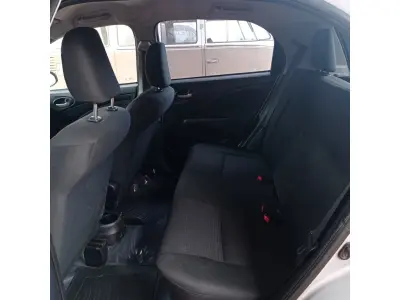 LOTE 471 - 01 TOYOTA ETIOS HB X NA COR PRATA; ALCOOL/GASOLINA; ANO 2014. (NO ESTADO)