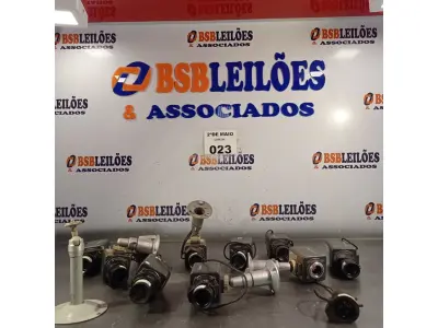 LOTE 023 - 01 LOTE COM VÁRIAS CÂMERAS DE SEGURANÇA MARCAS E MODELOS DIVERSOS. (NO ESTADO, LEILÃO NÃO TEM GARANTIA E NEM DEVOLUÇÃO, SUJEITO A POSSÍVEIS AVARIAS VISÍVEIS/OCULTAS E/OU AUSÊNCIA DE COMPONENTES).