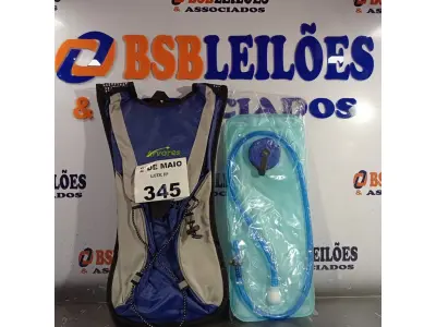 LOTE 345 - 01 CAMELBAK NA COR AZUL. (NO ESTADO, LEILÃO NÃO TEM GARANTIA E NEM DEVOLUÇÃO, SUJEITO A POSSÍVEIS AVARIAS VISÍVEIS/OCULTAS E/OU AUSÊNCIA DE COMPONENTES).