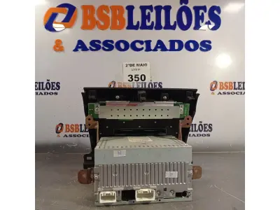 LOTE 350 - 01 CENTRAL MULTIMIDIA. (NO ESTADO, LEILÃO NÃO TEM GARANTIA E NEM DEVOLUÇÃO, SUJEITO A POSSÍVEIS AVARIAS VISÍVEIS/OCULTAS E/OU AUSÊNCIA DE COMPONENTES).