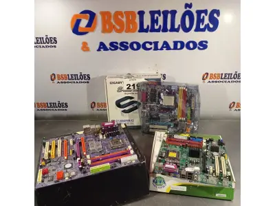 LOTE 219 - 03 PLACAS MÃE MARCAS E MODELOS DIVERSOS. (NO ESTADO, LEILÃO NÃO TEM GARANTIA E NEM DEVOLUÇÃO, SUJEITO A POSSÍVEIS AVARIAS VISÍVEIS/OCULTAS E/OU AUSÊNCIA DE COMPONENTES).