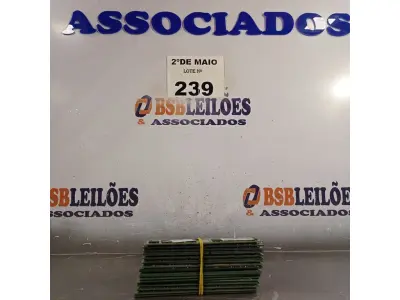 LOTE 239 - 01 LOTE COM VÁRIAS MEMORIAS PARA PC MARCAS E MODELOS DIVERSOS. (NO ESTADO, LEILÃO NÃO TEM GARANTIA E NEM DEVOLUÇÃO, SUJEITO A POSSÍVEIS AVARIAS VISÍVEIS/OCULTAS E/OU AUSÊNCIA DE COMPONENTES).