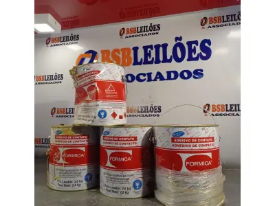 LOTE 090 - 04 - LATAS ADESIVO DE CONTATO FORMICA (NO ESTADO, NÃO SABEMOS SE FUNCIONA. LEILÃO NÃO TEM GARANTIA E NEM DEVOLUÇÃO, SUJEITO A POSSÍVEIS AVARIAS VISÍVEIS/OCULTAS E/OU AUSÊNCIA DE COMPONENTES)