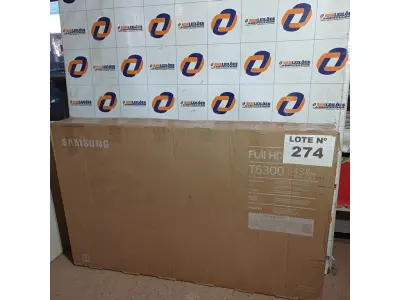 LOTE 274 - 01 SMART TV SAMSUNG LED 43" FULL HD T5300 (NO ESTADO, NÃO SABEMOS SE FUNCIONA. LEILÃO NÃO TEM GARANTIA E NEM DEVOLUÇÃO, SUJEITO A POSSÍVEIS AVARIAS VISÍVEIS/OCULTAS E/OU AUSÊNCIA DE COMPONENTES)