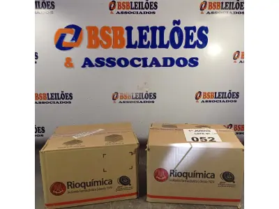 LOTE 052 - 02 CAIXAS COM BISNAGAS DE ÁLCOOL ETÍLICO HIDRATADO 70% ANTISSÉPTICO DE MÃOS 30 UNIDADES CADA. (NO ESTADO, LEILÃO NÃO TEM GARANTIA E NEM DEVOLUÇÃO, SUJEITO A POSSÍVEIS AVARIAS VISÍVEIS/OCULTAS E/OU AUSÊNCIA DE COMPONENTES).