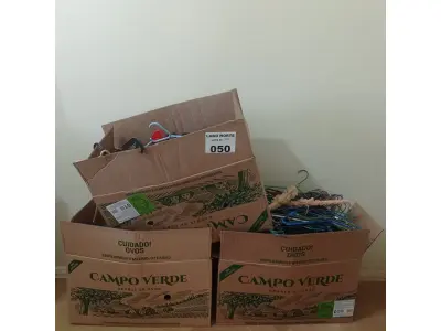 LOTE 050 - 03 CAIXAS CONTENDO DIVERSOS CABIDES (NO ESTADO, NÃO SABEMOS SE FUNCIONA. LEILÃO NÃO TEM GARANTIA E NEM DEVOLUÇÃO).