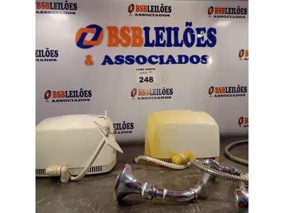 LOTE 248 - 02 CHUVEIROS ANTIGOS (NO ESTADO, NÃO SABEMOS SE FUNCIONA. LEILÃO NÃO TEM GARANTIA E NEM DEVOLUÇÃO).