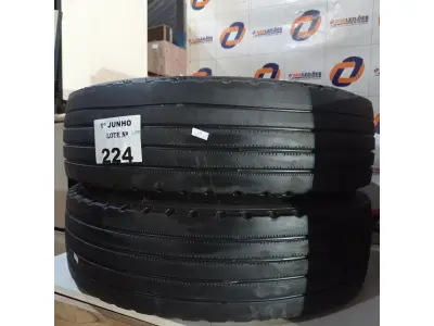 LOTE 224 - 02 PNEUS PARA CAMINHÃO ¾ 215/75/17.5. (NO ESTADO, LEILÃO NÃO TEM GARANTIA E NEM DEVOLUÇÃO, SUJEITO A POSSÍVEIS AVARIAS VISÍVEIS/OCULTAS E/OU AUSÊNCIA DE COMPONENTES).