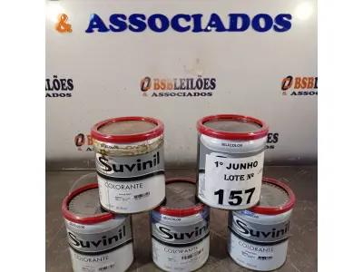 LOTE 157 - 05 LATAS DE COLORANTE SUVINIL 900ML. (NO ESTADO, LEILÃO NÃO TEM GARANTIA E NEM DEVOLUÇÃO, SUJEITO A POSSÍVEIS AVARIAS VISÍVEIS/OCULTAS E/OU AUSÊNCIA DE COMPONENTES).