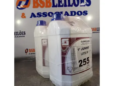 LOTE 255 - 10 LITROS DE CLOROCLEAN LIMPADOR DESINFETANTE CLORADO PARA INDÚSTRIA ALIMENTÍCIA E AFINS. (NO ESTADO, LEILÃO NÃO TEM GARANTIA E NEM DEVOLUÇÃO, SUJEITO A POSSÍVEIS AVARIAS VISÍVEIS/OCULTAS E/OU AUSÊNCIA DE COMPONENTES).
