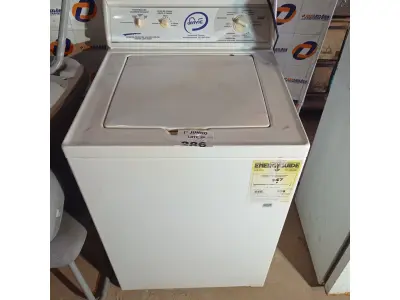 LOTE 286 - 01 MÁQUINA DE LAVAR ROUPAS. (NO ESTADO, LEILÃO NÃO TEM GARANTIA E NEM DEVOLUÇÃO, SUJEITO A POSSÍVEIS AVARIAS VISÍVEIS/OCULTAS E/OU AUSÊNCIA DE COMPONENTES).