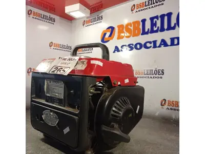 LOTE 265 - 01 GERADOR A GASOLINA MARCA MOTOMIL. (NO ESTADO, LEILÃO NÃO TEM GARANTIA E NEM DEVOLUÇÃO, SUJEITO A POSSÍVEIS AVARIAS VISÍVEIS/OCULTAS E/OU AUSÊNCIA DE COMPONENTES).