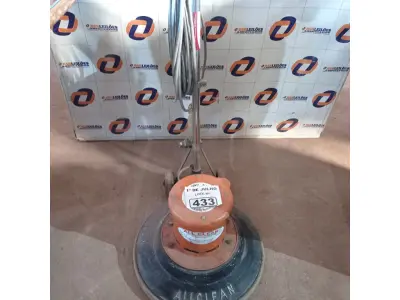 LOTE 433 - 01 ENCERADEIRA INDUSTRIAL MARCA ALLCLEAN. (NO ESTADO, LEILÃO NÃO TEM GARANTIA E NEM DEVOLUÇÃO, SUJEITO A POSSÍVEIS AVARIAS VISÍVEIS/OCULTAS E/OU AUSÊNCIA DE COMPONENTES).