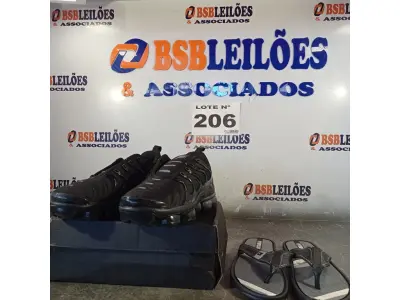 LOTE 206 - 02 – PARES DE CALÇADOS MASCULINO Nº 37 (NO ESTADO, NÃO SABEMOS SE FUNCIONA. LEILÃO NÃO TEM GARANTIA E NEM DEVOLUÇÃO, SUJEITO A POSSÍVEIS AVARIAS VISÍVEIS/OCULTAS E/OU AUSÊNCIA DE COMPONENTES)