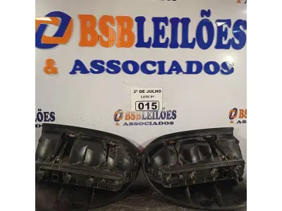 LOTE 015 - 01 PAR DE LANTERNAS TRASEIRAS DA GRAND CARAVAN. (NO ESTADO, LEILÃO NÃO TEM GARANTIA E NEM DEVOLUÇÃO, SUJEITO A POSSÍVEIS AVARIAS VISÍVEIS/OCULTAS E/OU AUSÊNCIA DE COMPONENTES).